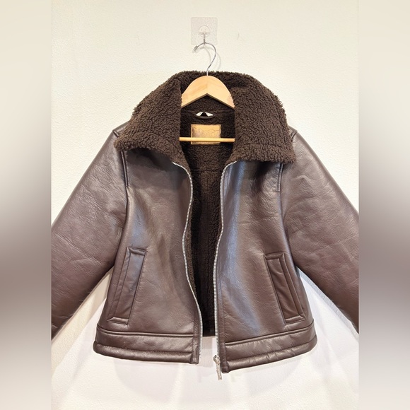 🐻 bearpaw — faux leather sherpa lined aviator jacket 🐻 - Picture 2 of 4